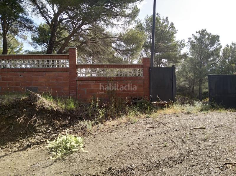 Foto 2f90a6cc-0371-46ca-8da7-b673250a9cb4. Terreno residenziale in Almoster