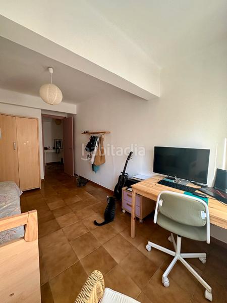 Foto 7b3416bf-7757-459a-8e32-b067bdda7e37. Piso amplio piso con mucha luz natural en Centre Reus