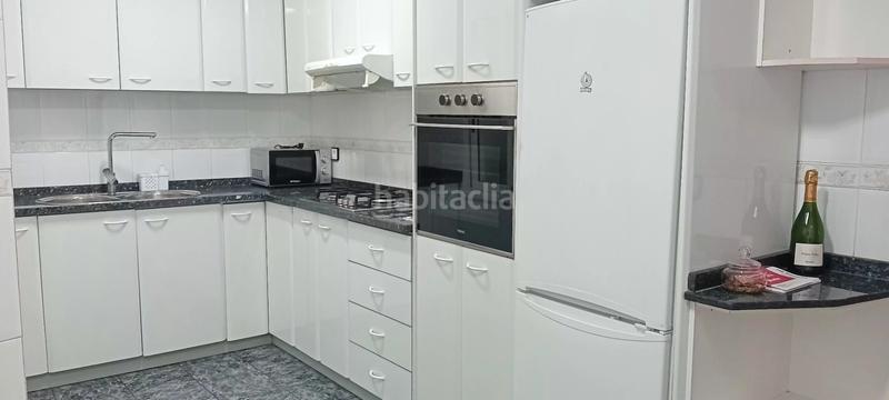 Foto ba378aec-e8c2-4db0-baec-3a65981c20e7. Piso amplio piso con mucha luz natural en Centre Reus