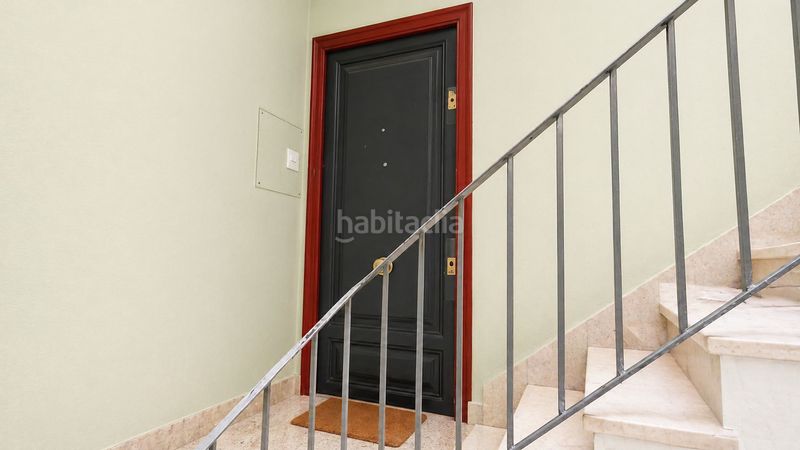 Foto abf6974a-481e-4328-b4d3-34f8c9118a06. Casa aparellada amb calefacció a Centre Reus