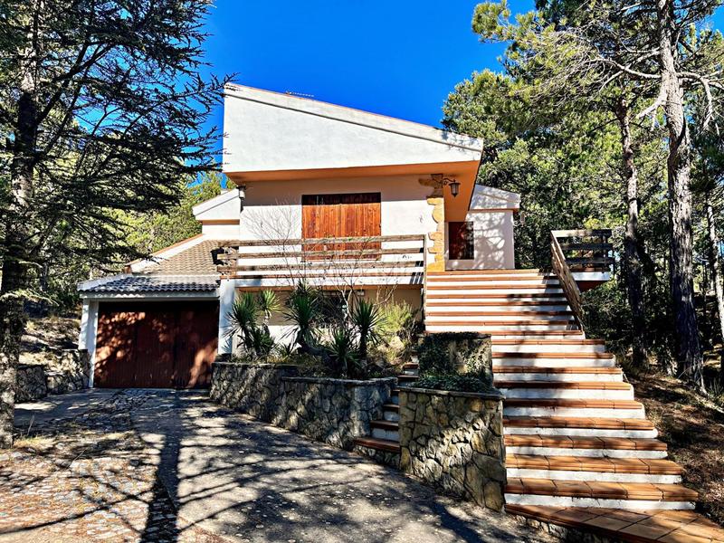 Foto 99686f11-deec-4ba8-80e4-1a86aa1e2d34. Chalet en Roquetes