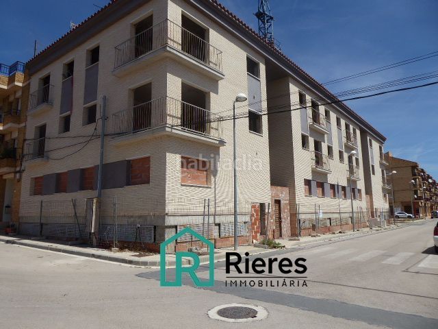 Foto 44489f3b-765b-44e1-8df6-650490f1e666. Edificio en Urbanitzacions Tortosa