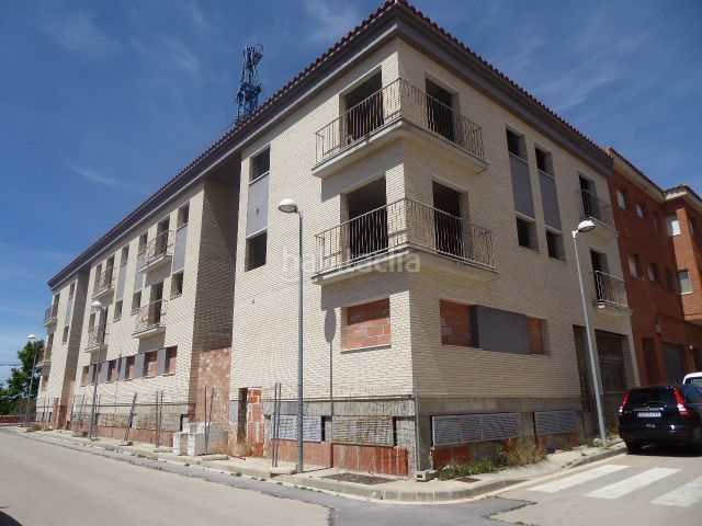 Foto 57da7495-1743-4c93-8191-18e1350f0b0d. Edificio en Urbanitzacions Tortosa