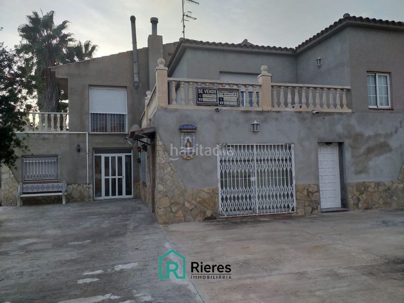 Foto 2adbaa03-cff6-4ea6-a266-7f9445f3dd47. Xalet a Deltebre