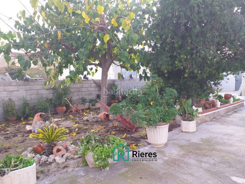 Foto b8112429-14f4-4509-ade1-93cbd9cc6fa9. Xalet a Deltebre