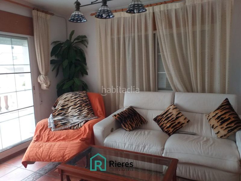 Foto f4dd8cf1-9f67-4a79-9b5b-97e87460eeb1. Xalet a Deltebre