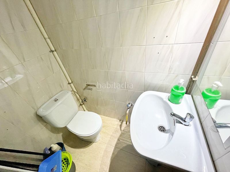 Foto ab6cb105-d5be-4fd1-87cd-8cde589bf87f. Local comercial a Centre Tortosa