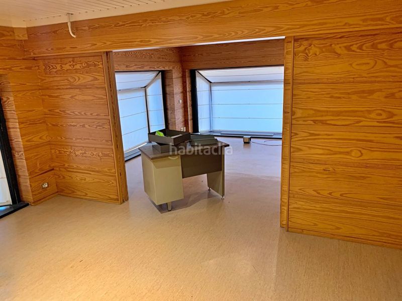 Foto 0db44793-c3fc-4d8a-84cf-9f5d4e9a04cc. Local comercial a Centre Tortosa