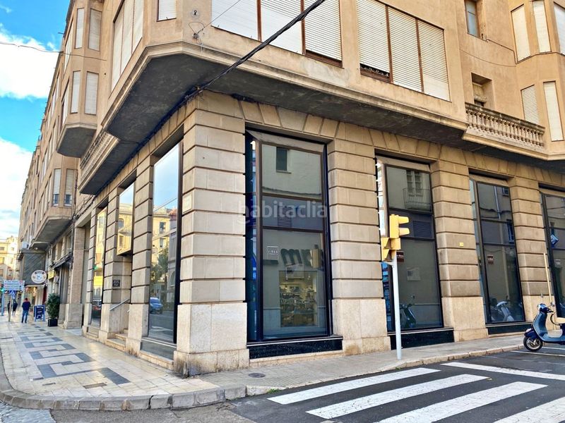 Foto 2522aa9b-baa0-4793-863a-83eff02fa6d8. Local comercial a Centre Tortosa