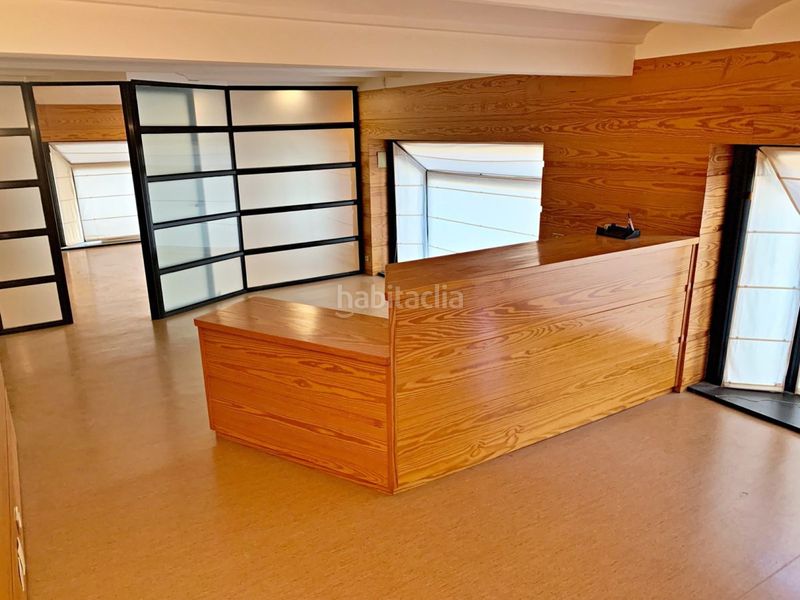 Foto 50dae631-6cc7-4cde-93ee-9f59f08127f3. Local comercial a Centre Tortosa