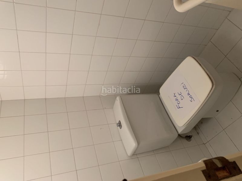 Foto 82125b18-0488-4b0b-a6dd-7a3ff5665360. Local comercial a Centre Tortosa
