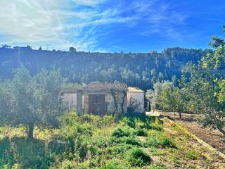 Country house in Tivenys