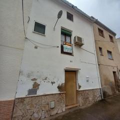 House in Tivenys