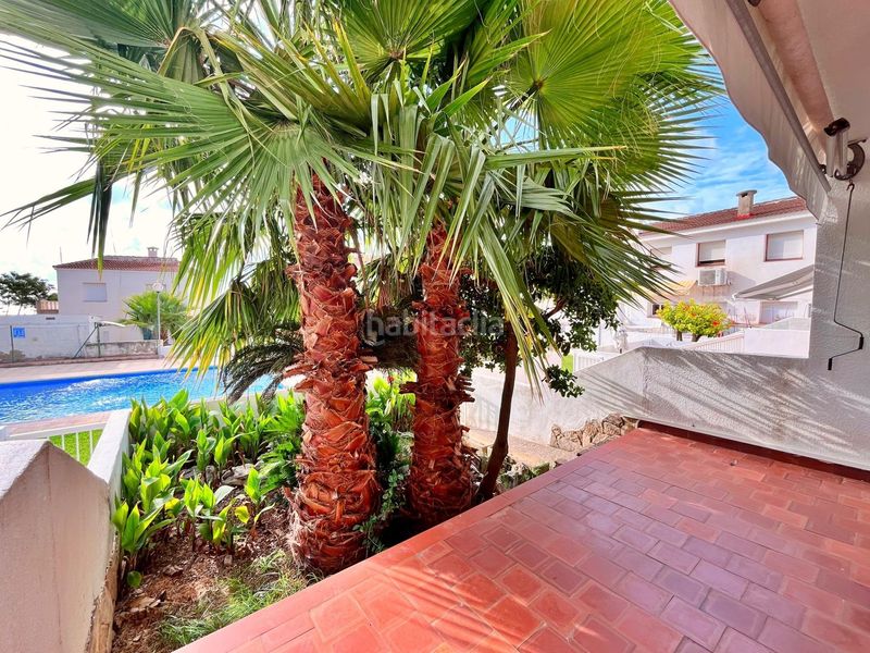 Foto 948e91d0-eebb-4cc2-a57e-4b9d5e45985c. Chalet adosado a 30 metros del mar con piscina y amplios espacios exteriores en La Ràpita