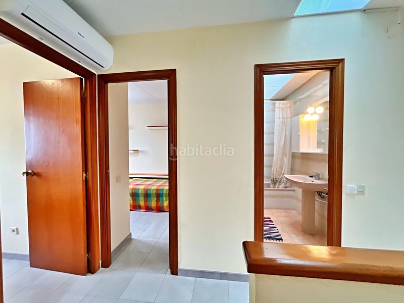 Foto 9ed63449-9835-4e34-858a-6f1ec5a77c8d. Chalet adosado a 30 metros del mar con piscina y amplios espacios exteriores en La Ràpita