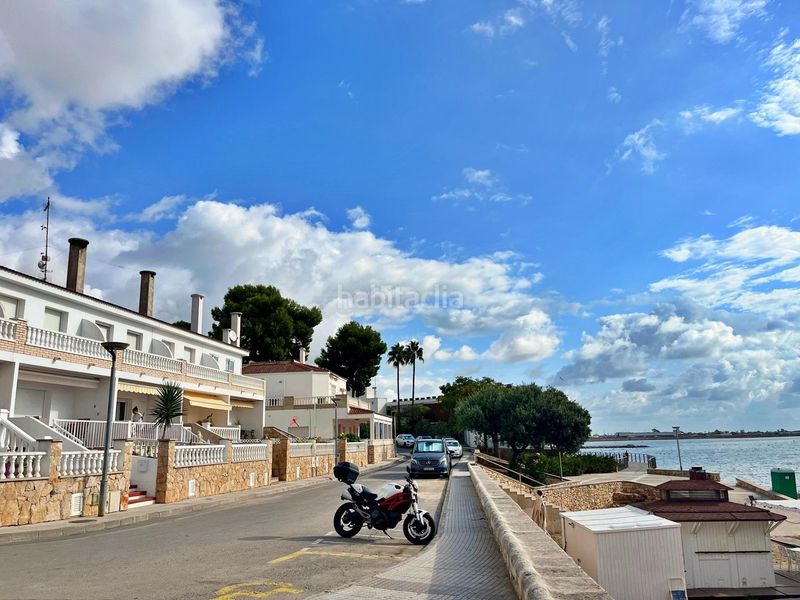 Foto f1b248ac-6f20-419a-8860-9de33052bf3f. Chalet adosado a 30 metros del mar con piscina y amplios espacios exteriores en La Ràpita