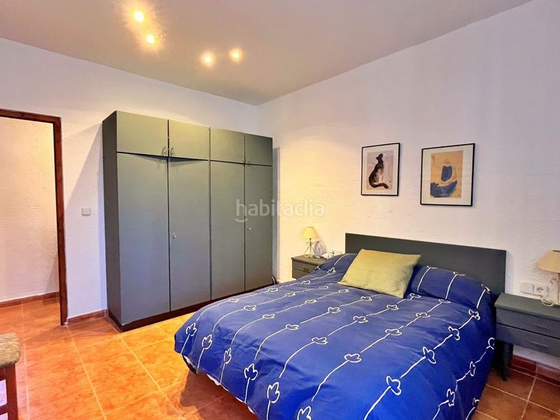 Foto 277cd4d6-144e-4b31-ac2f-e9b5e8b7376a. Chalet en Camarles