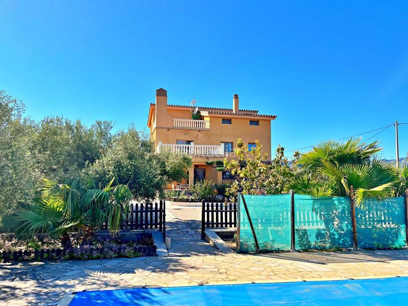 Foto 33f2a92e-240a-4806-9d81-6058c055ffc4. Chalet en Camarles