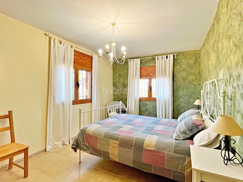 Foto 417b26a5-cbdd-4d1a-a255-eb2dd8f68c18. Chalet en Camarles