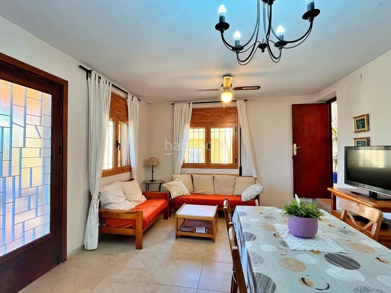 Foto 79a90485-d555-48eb-9e4a-24b3a63436c4. Chalet en Camarles