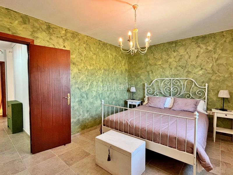 Foto e7e64565-7a0a-45f4-9cab-12a886048651. Chalet en Camarles