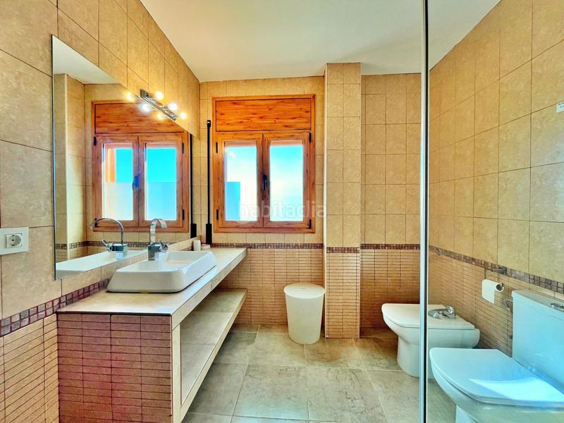 Foto fdf85b6c-26de-441a-b93b-00b16f84d96c. Chalet en Camarles