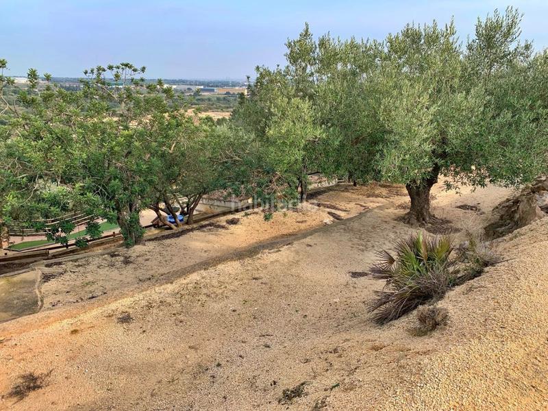 Foto fcb9a98f-a409-43ac-ae4b-56bc1a974f98. Xalet a Urbanitzacions Tortosa