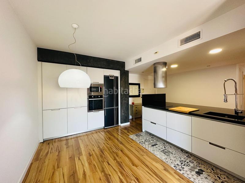 Foto 055a3d7b-6a25-4caf-a04c-35a1f9d1fbdd. Pis a Zona Hospital Amposta