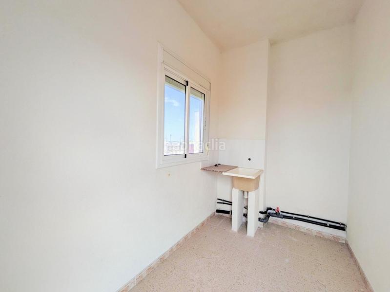 Foto 109b5da7-f689-40f9-9dca-7e8e418f3baa. Edificio in Centre La Ràpita