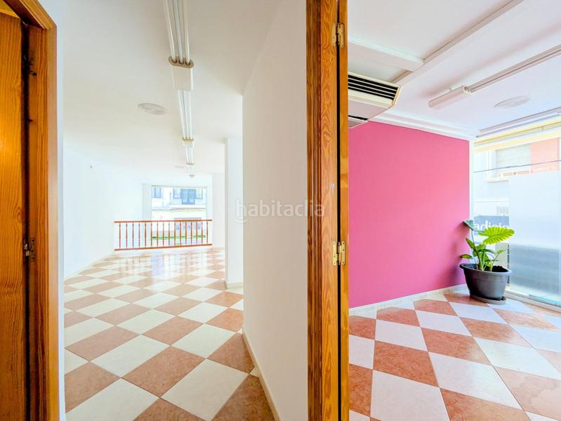 Foto 15d8a465-d265-4564-aec4-ac9b21e2fe1f. Edificio in Centre La Ràpita