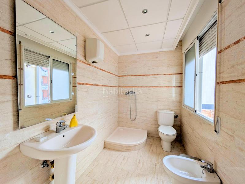 Foto 3408b831-161b-4108-8cdb-0e140cbd9953. Edificio in Centre La Ràpita