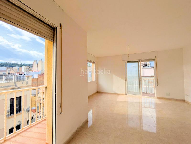 Foto 64b0cb25-6dea-4477-a294-a0698e2c06c3. Edificio in Centre La Ràpita