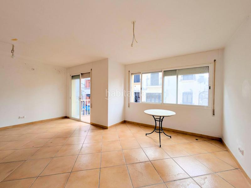 Foto 6a4c2783-3c2f-4936-ac8e-1bb60f39b967. Edificio in Centre La Ràpita