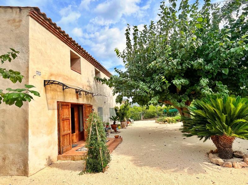 Foto ddb75c35-773e-4c38-8d12-1cf12c511890. Chalet dans Bítem Tortosa