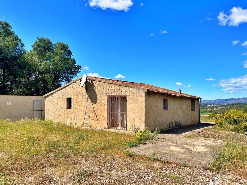 Foto 16f8b56f-757a-42af-804e-e4e969122804. Xalet a Flix