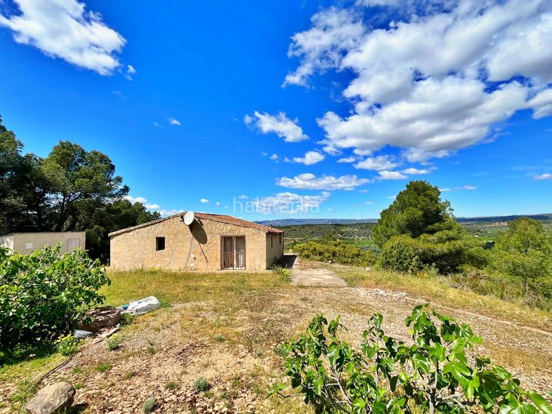 Foto b5150d52-25ba-4932-aed9-2c58ccec8257. Xalet a Flix