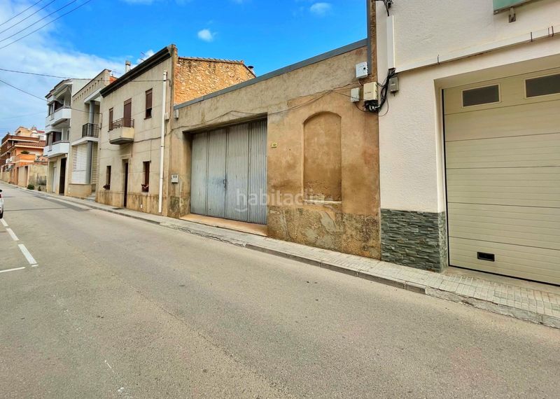 Foto dd023562-c6f4-41a3-871c-f2bbaf389014. Aparcament cotxe a Urbanitzacions Tortosa