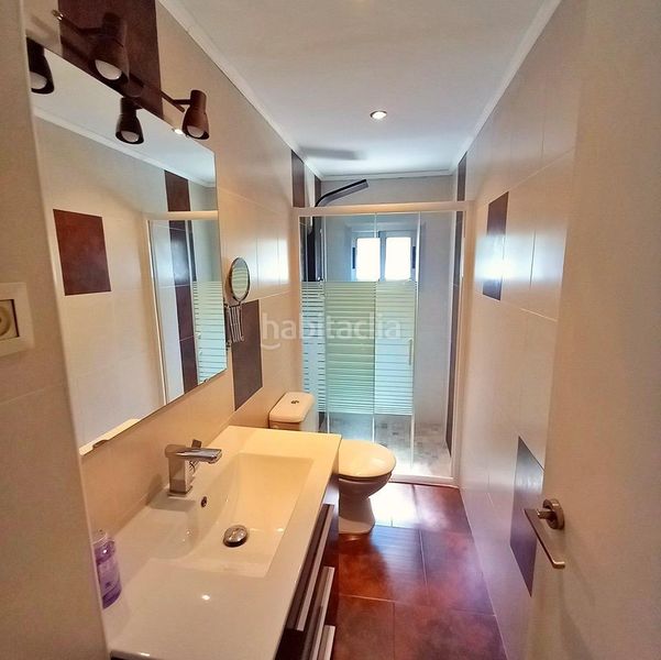 Foto cb83403c-483c-4af0-b0e0-96473b0b7b54. Casa a Tivenys