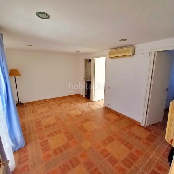 Foto e264df46-a1ff-43f2-8ce4-5c6d4864d437. Casa a Tivenys