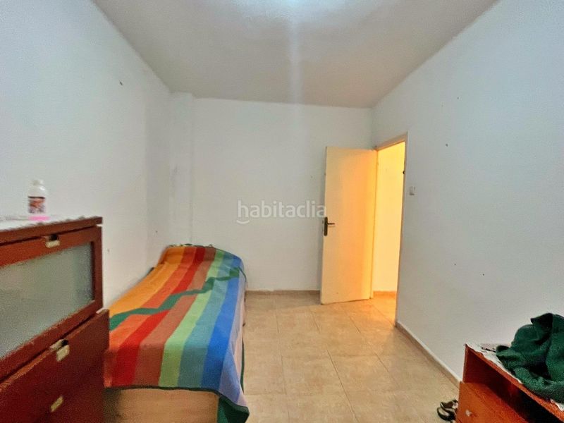 Foto b0bbf6e7-b994-4f22-b0a2-7cbd924bbaee. Planta baixa a Centre Tortosa