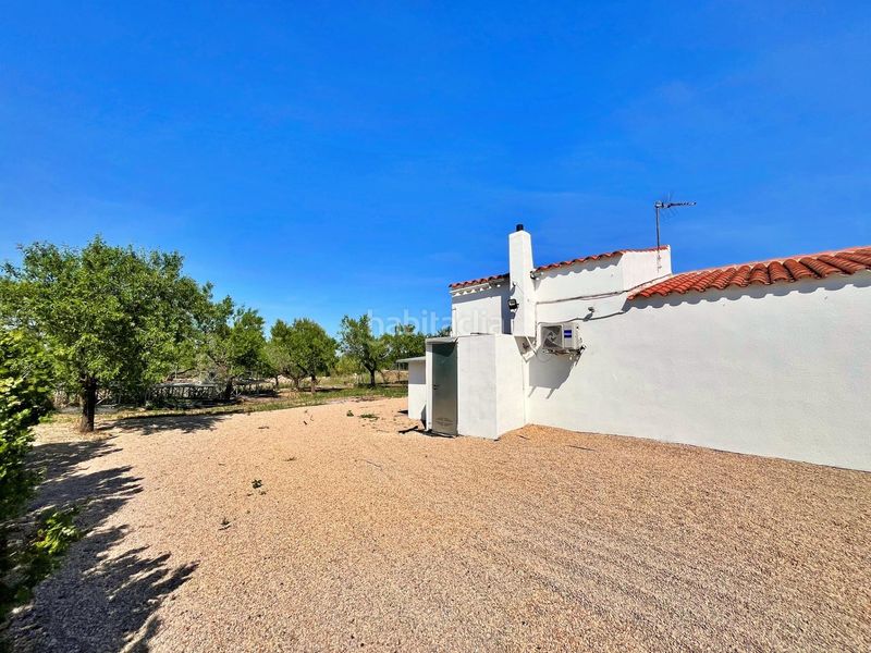 Foto 12a0fd2c-e472-4d18-b515-0d220171e3e1. Xalet amb piscina a Sénia (La)
