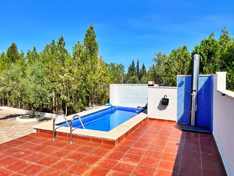 Foto e0c5d855-aa7d-4c51-9673-168d1daf72cd. Xalet amb piscina a Sénia (La)