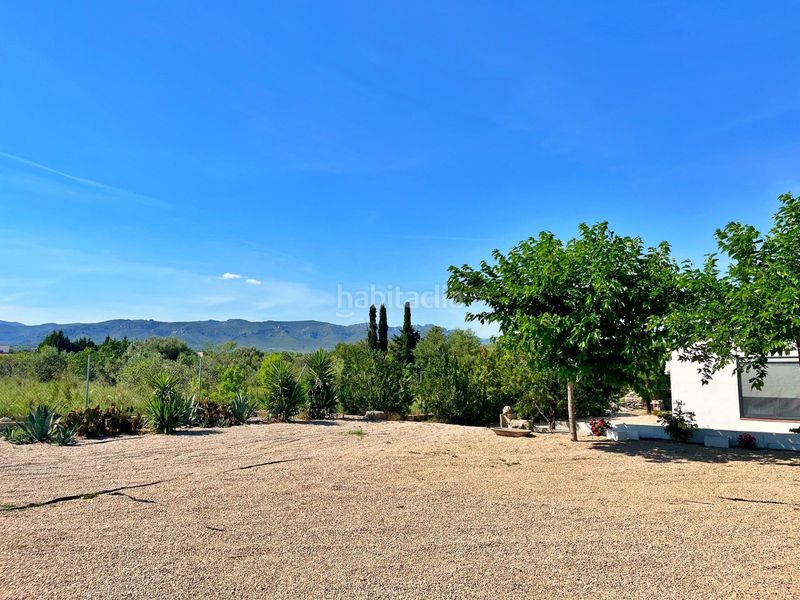 Foto e4bf3309-ba52-4ad7-90c8-23d0426059f2. Xalet amb piscina a Sénia (La)
