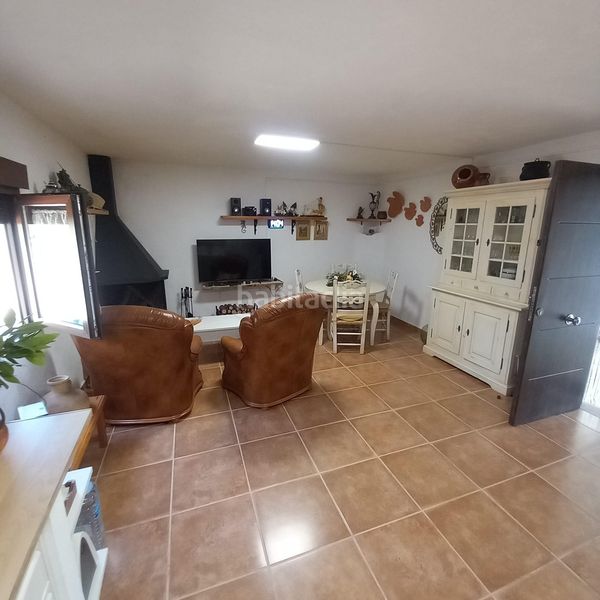 Foto 35330062-25d1-4de7-b506-e793009e2df1. Casa a Urbanitzacions Tortosa