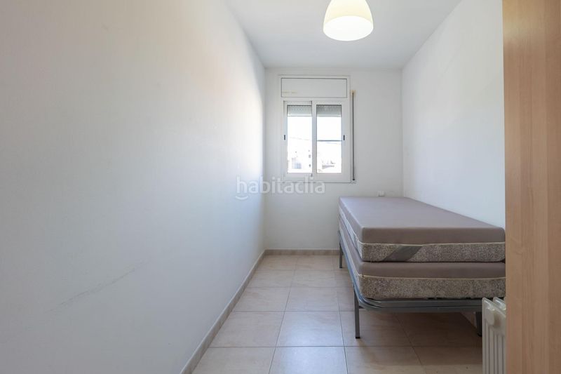 Foto 33950a23-a2c1-49bb-9052-222d4bd73790. Pis amb aparcament a Deltebre