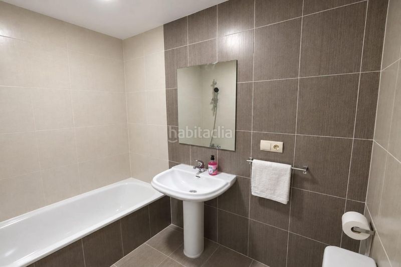 Foto b1d84df3-18b0-48f6-9fcc-a53e7e754880. Piso  en planta baja de 2 habitaciones, terraza, parking y trastero. en Deltebre