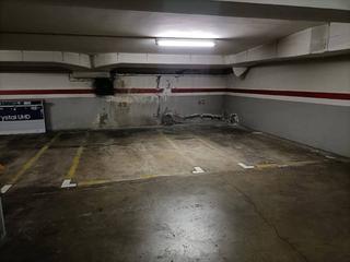 Aparcament cotxe  Emili grahit. Parking en venta en eixamplecentre