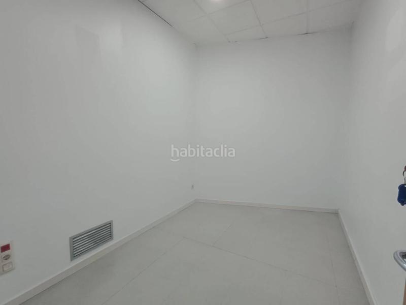 Foto 4ba4387a-8f83-4425-9e5e-20320a405992. Lloguer local comercial a La Devesa Girona