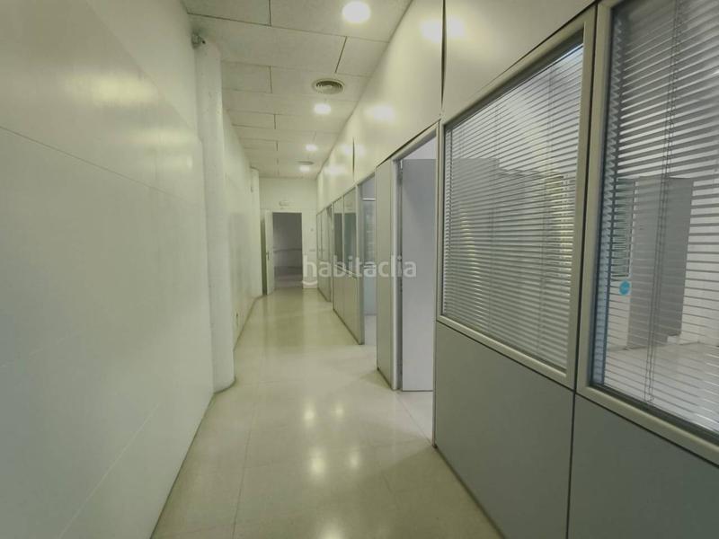 Foto 6c9e92a2-793c-4fab-84f5-86871157a991. Location local commercial dans La Devesa Girona