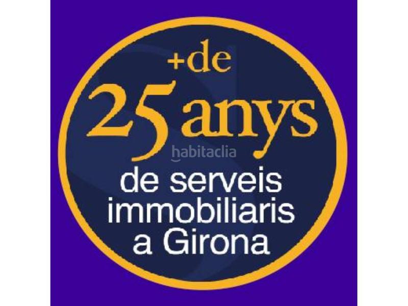Foto f702f6ef-4fca-4db0-ba11-3b3f49865aa8. Parking voiture dans La Devesa Girona